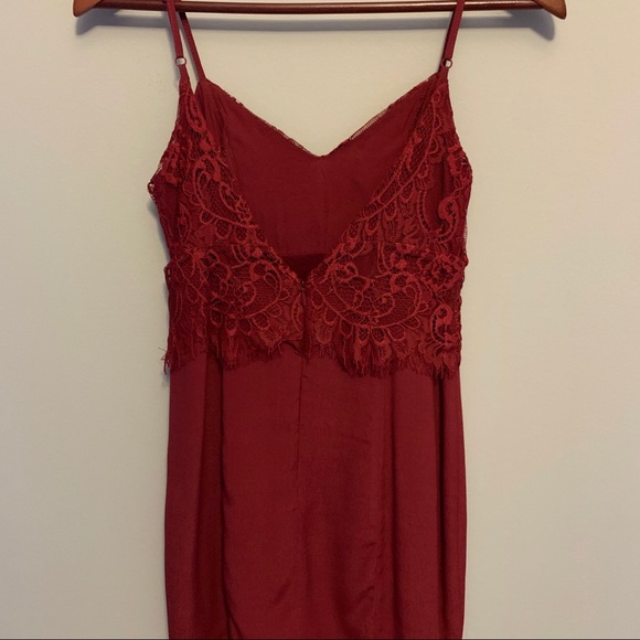 Lovers + Friends Devoted Lace Dress in Wine - Picture 7 of 8